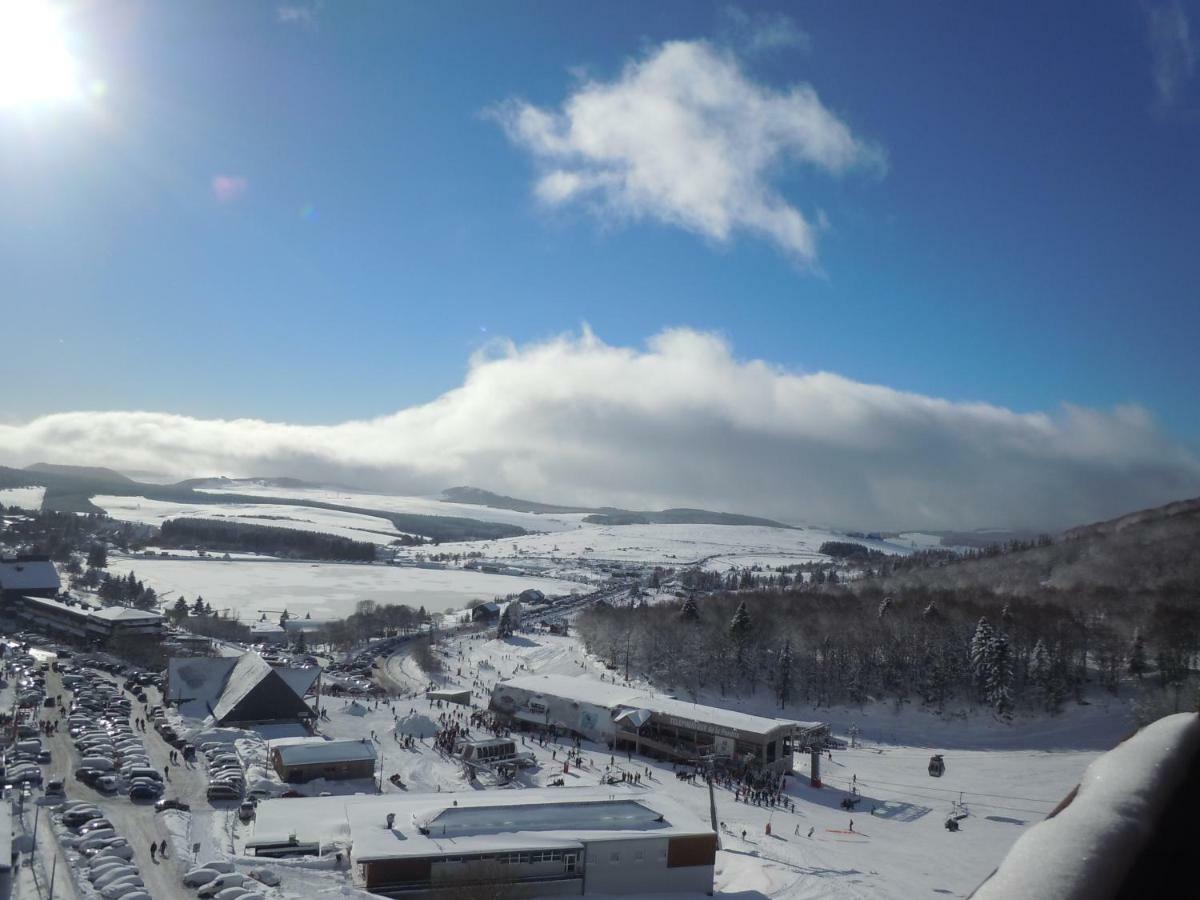 Studio Aux Pieds Des Pistes Besse-et-Saint-Anastaise Exteriör bild